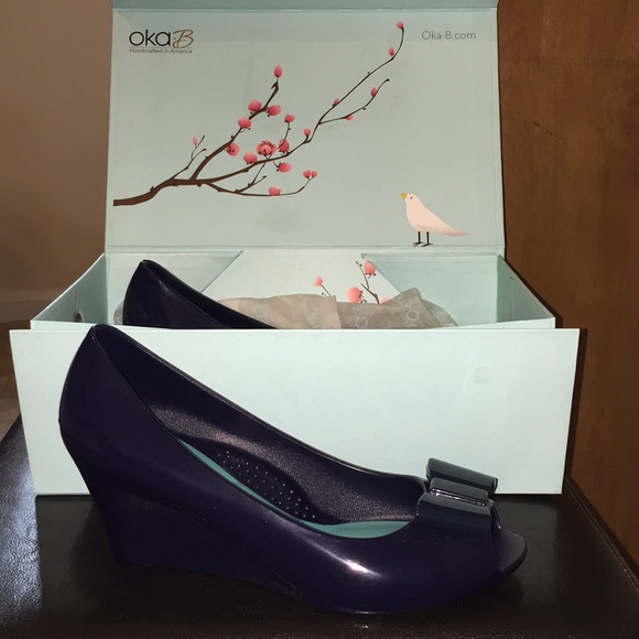 Oka b wedges Clearance